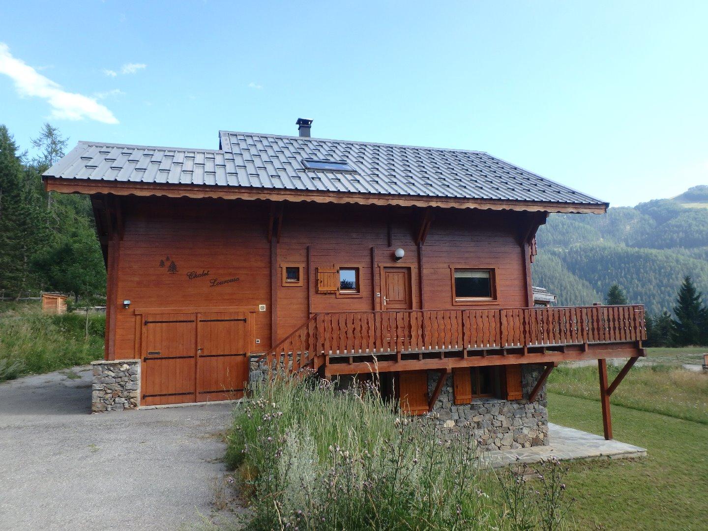 LOUROUZA charme d'une cheminée, grand confort, vue panoramique...
