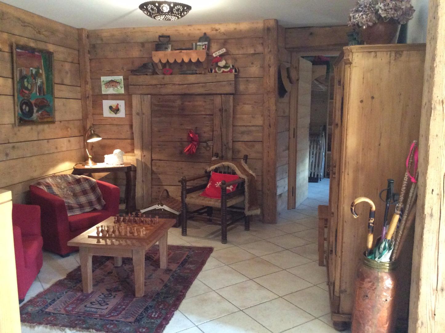 Chalet du Planay - magnifique chalet d'alpage intérieur bois proximité des pistes