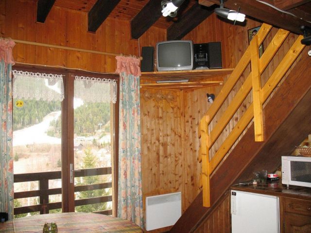 Résidence Perce Neige - apt 18 tarif  200 à 480 Euros 