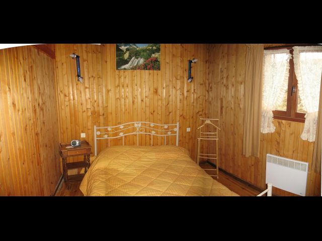 Résidence Perce Neige - apt 18 tarif  200 à 480 Euros 