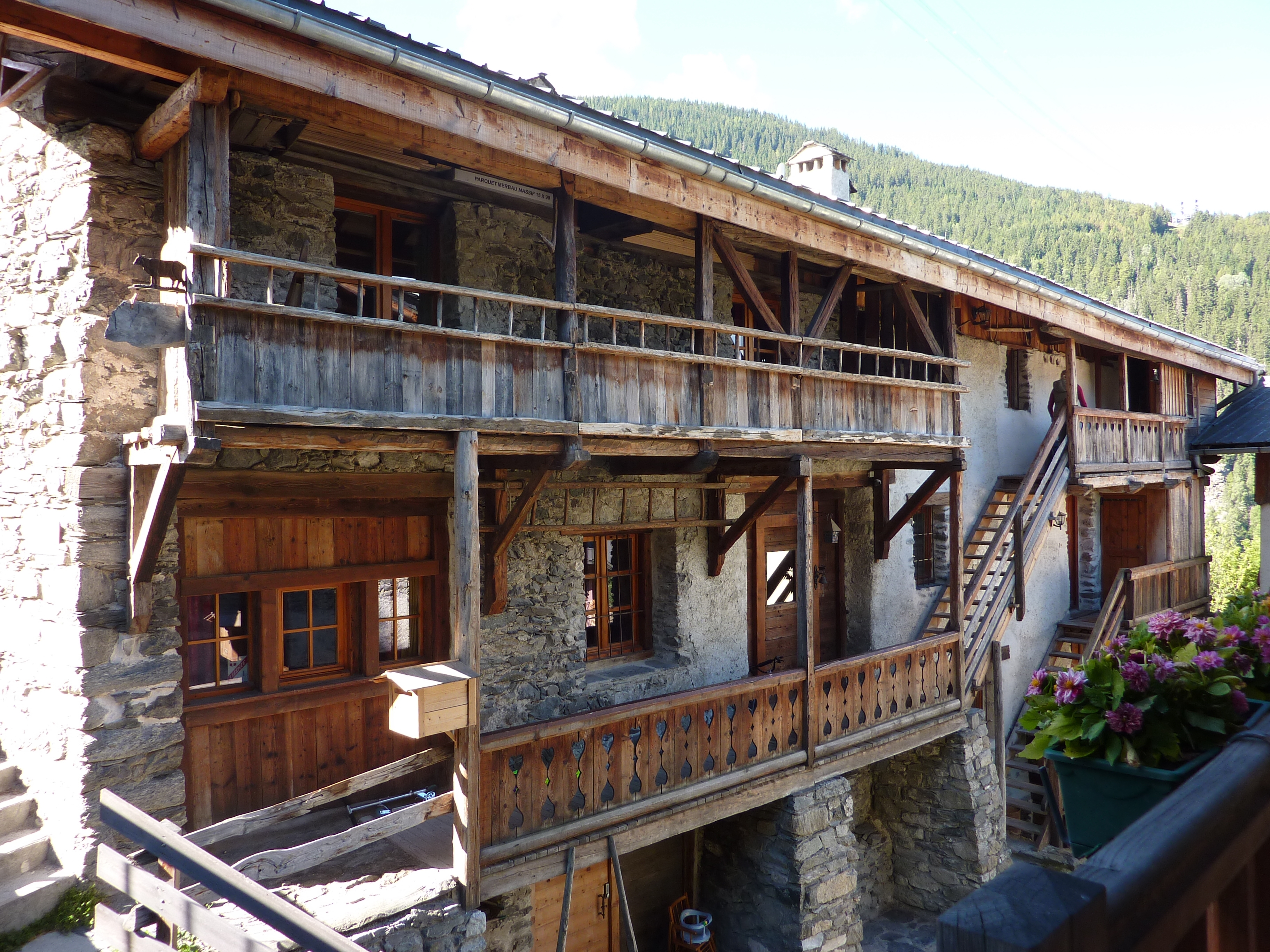 CHALET FERME TANNERIE chic rustique sauna 200m de la remontée Paradiski