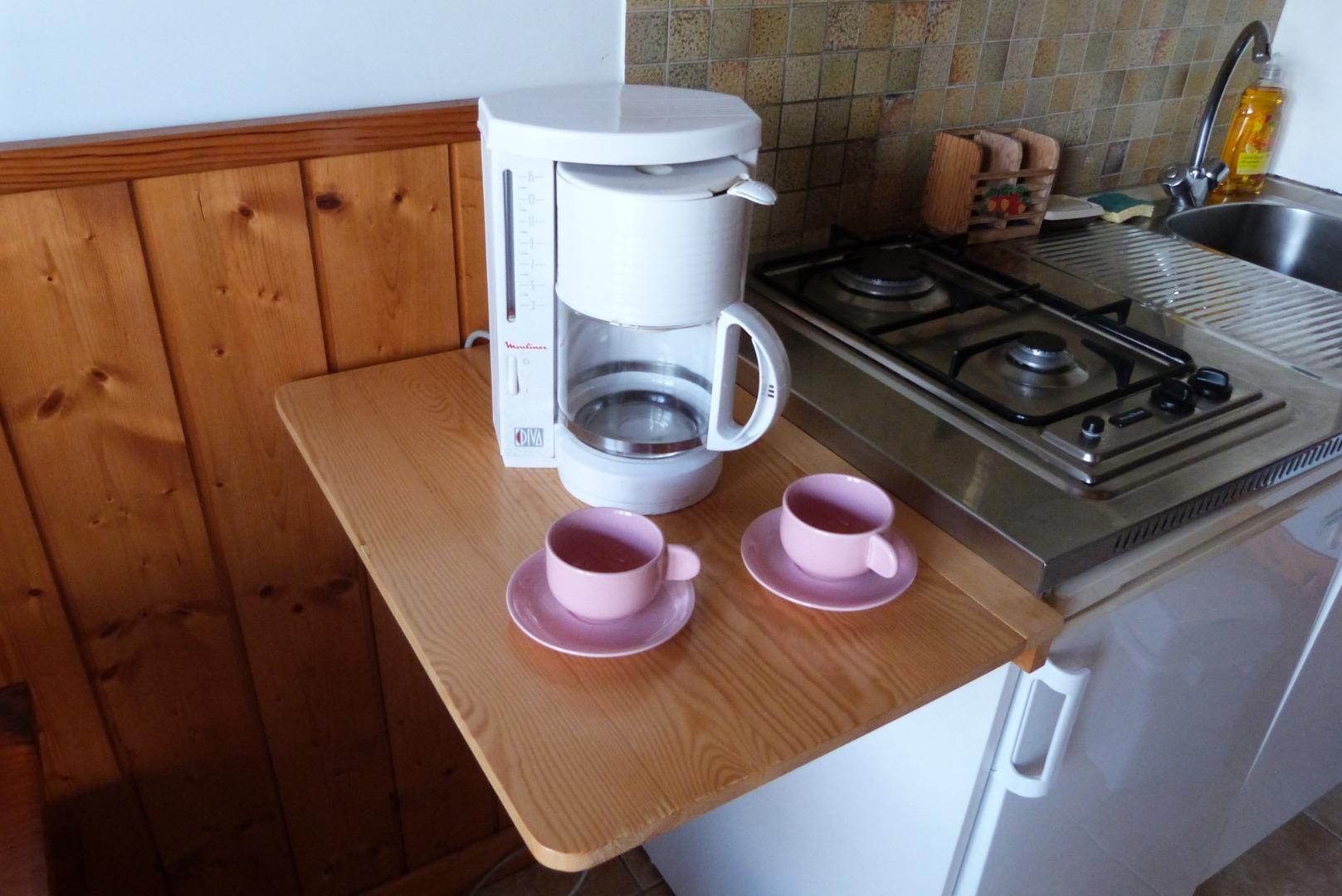 Studio 2 / 4 personnes, calme et entouré d'espaces verts 