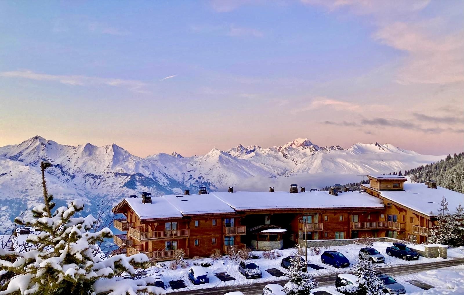 Appartement d'Angle, Grand Confort, Dans Petite Résidence de Standing