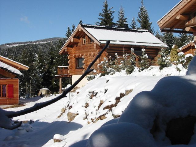 CHALET CANADIEN