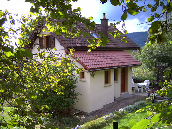  Le Clos des Iris (avec Sauna , Spa et piscine )