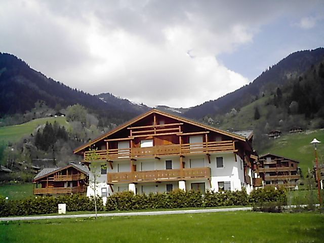 Appartement dans Chalet Neuf Haut de Gamme
