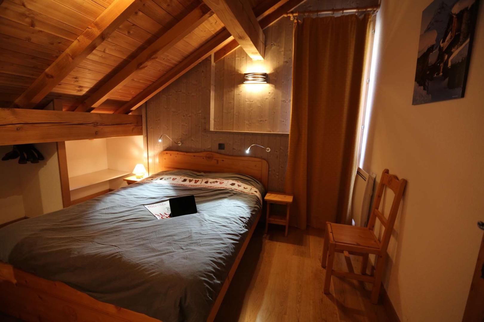 APPARTEMENT AMBIANCE CHALET 4* 85M2 8 PERS  VALLOIRE (SAVOIE)