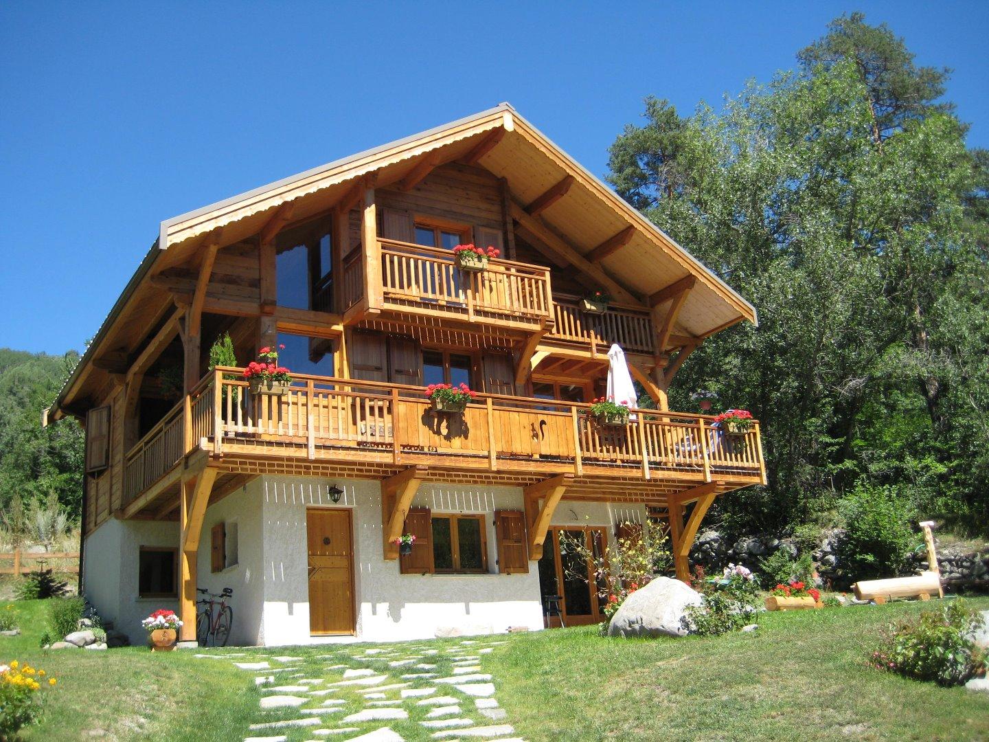 CHALET DE STANDING , SERRE-CHEVALIER 1400, 8 à 12 personnes, PLEIN SUD