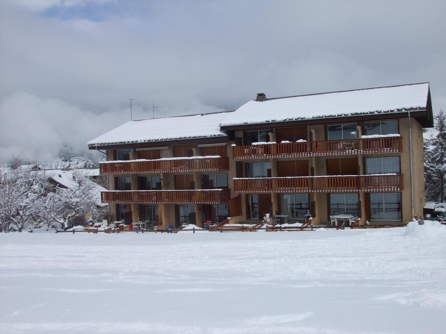 au centre station - Vue dégagée sur montagne, pas de vis à vis