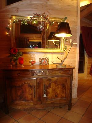 Les Griottes ,chalet de charme avec terrasse et jardin ,face à la chaine de