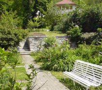 VILLA COECILIA   Ax les Thermes 200 m du centre 300 m Télécabines Thermes