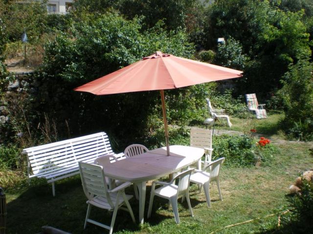 VILLA COECILIA   Ax les Thermes 200 m du centre 300 m Télécabines Thermes