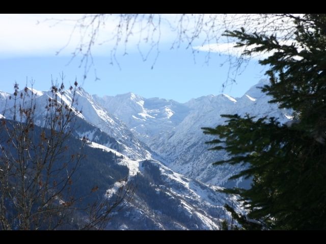 LE BEAU  FINLANDAIS 200M PISTES, A 1400M , AX LES THERMES,10 PERS, VUE EXCEPTIONNELLE. HIVER ET ETE,COEUR DE LA  STATION, RANDONNEES, DECOUVERTES  ,TOURISME, ANDORRE ET L'ESPAGNE ...