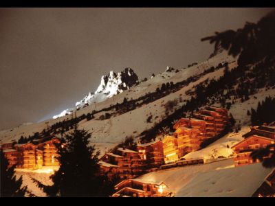 grand appartement avec balcon plein sud au coeur des 3 vallées