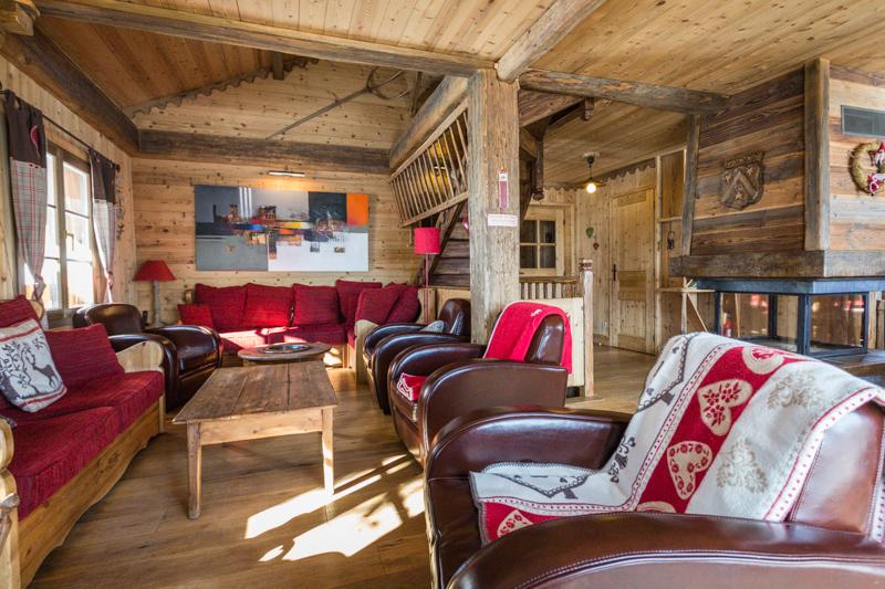 Chalet authentique  , 4 parkings, vue magique