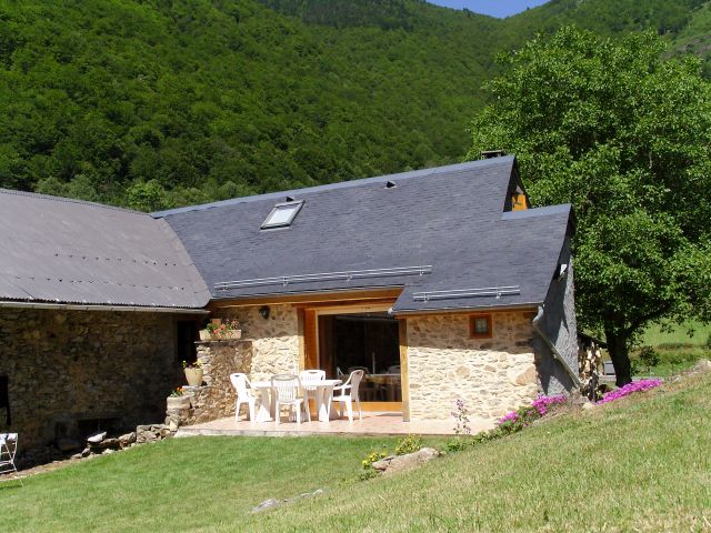 lou cridadé hameau isolé de Goust 2 locations indépendantes dans la même ma