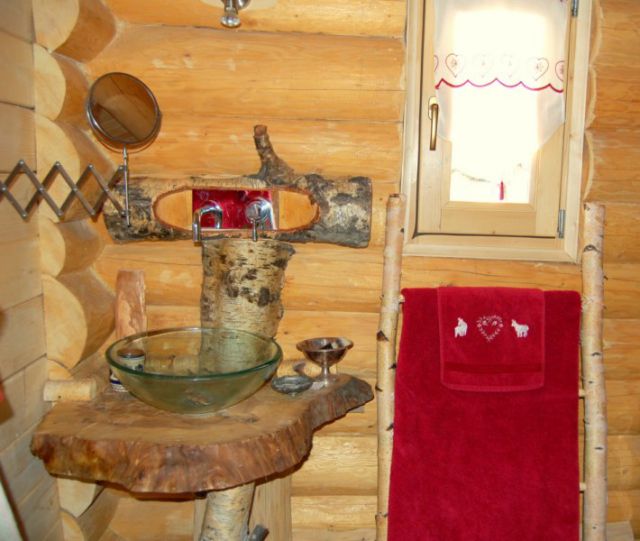 Chalet de rêve en rondins superbe vue, immenses terrasses,sauna storvat