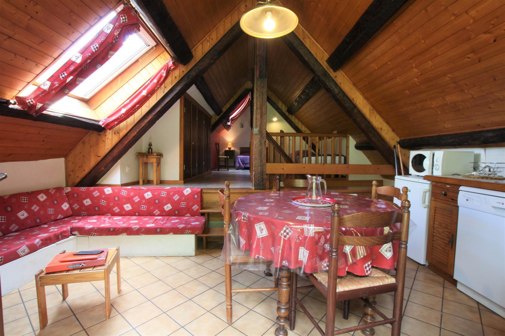 PIET 4KM STATION ARTOUSTE  gîte de France