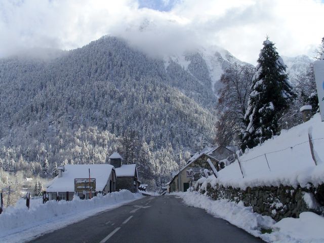 PIET 4KM STATION ARTOUSTE  gîte de France