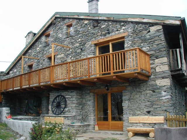 Chalet Le Rocher Renod