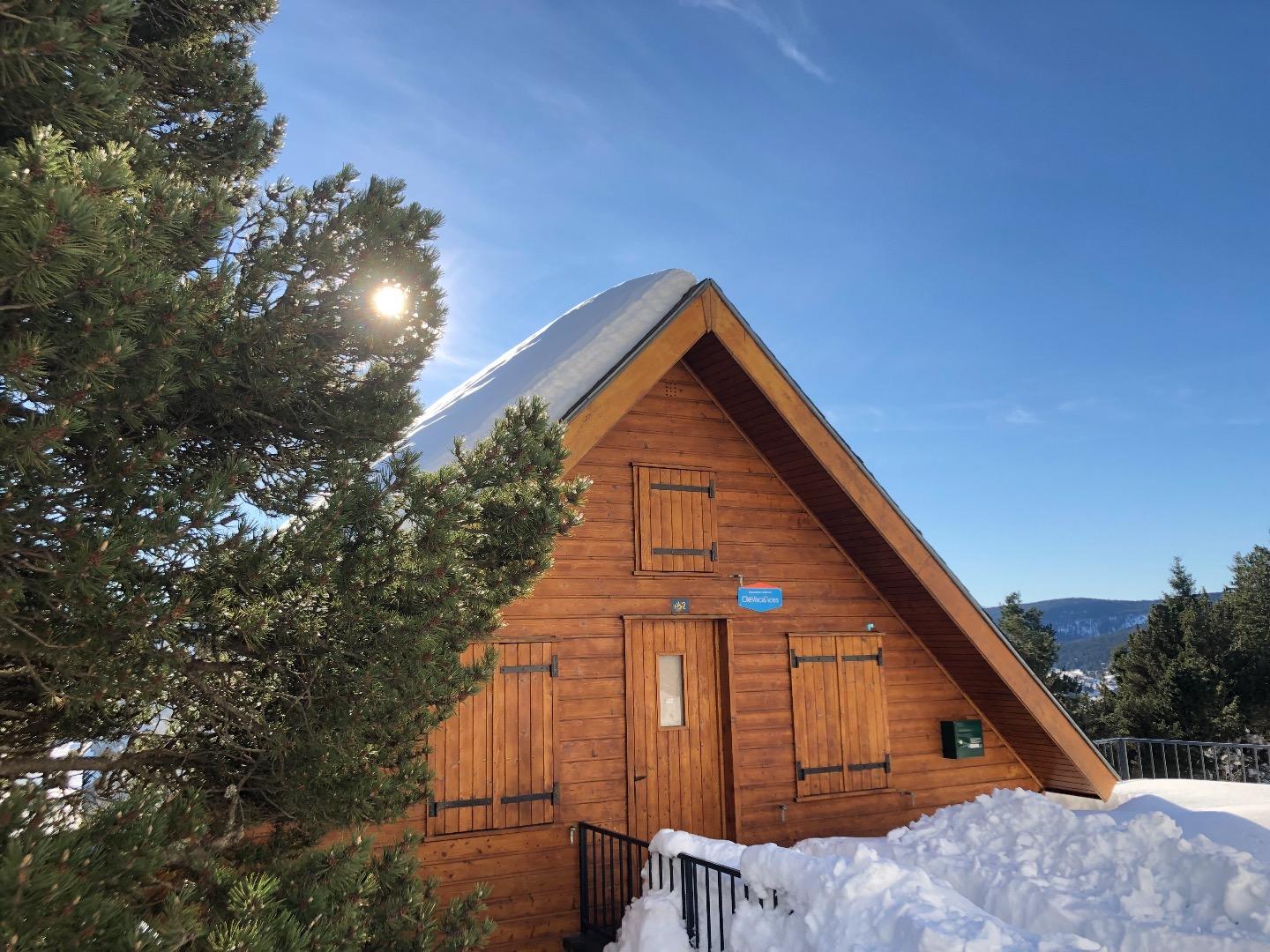 Le chalet « Clévacances 3 clés «  en hiver. 