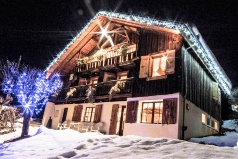 Ferme d'Eugénie, Chalet de charme idéal famille, déco bois, bel aménagement