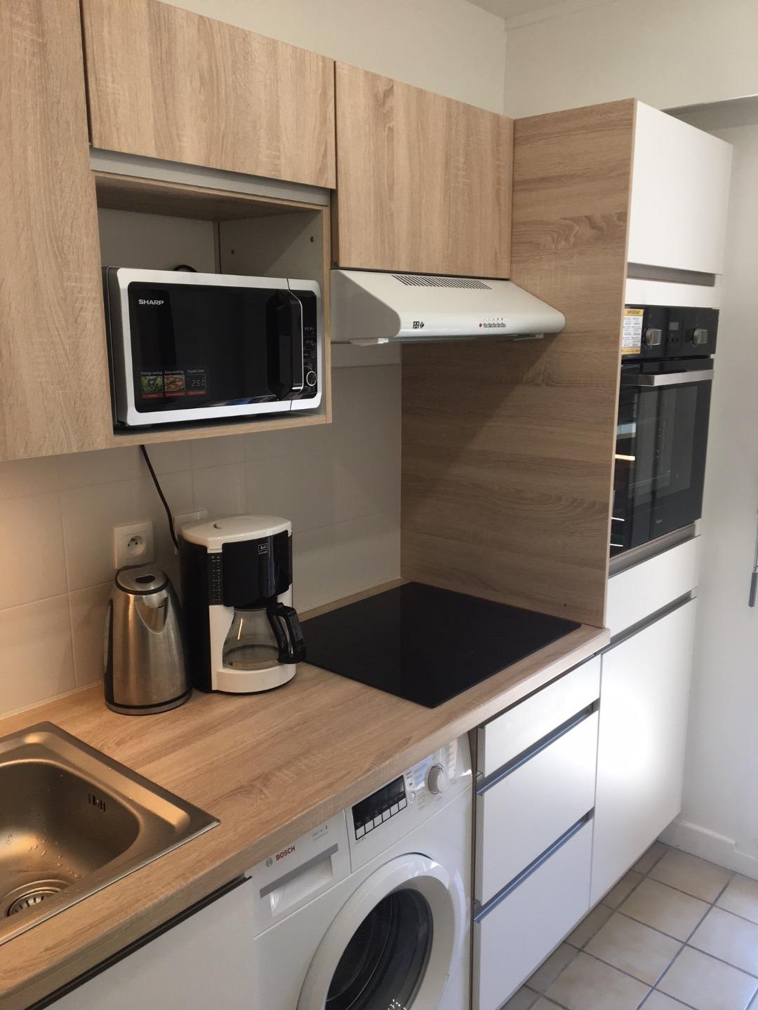  ROSELAND A 12 :  appartement 2 pièces - 47m² .3***; 1 chambre, cuisine, SDB et WC séparés 