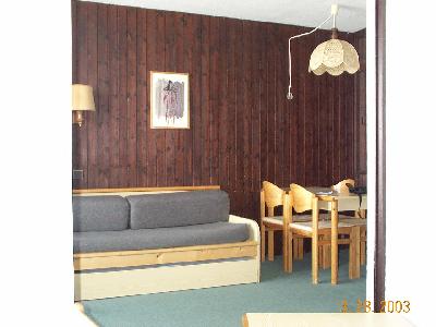 Neige garantie. 2 pièces sympas (et aussi 2 studios) au pied des pistes.