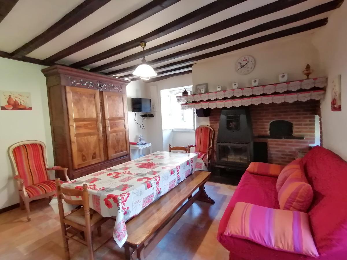 BOUERZY HAMEAU ISOLE DE GOUST 