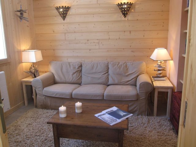 Au Laurau, le ski sans voiture dans une grande maison comme chez vous