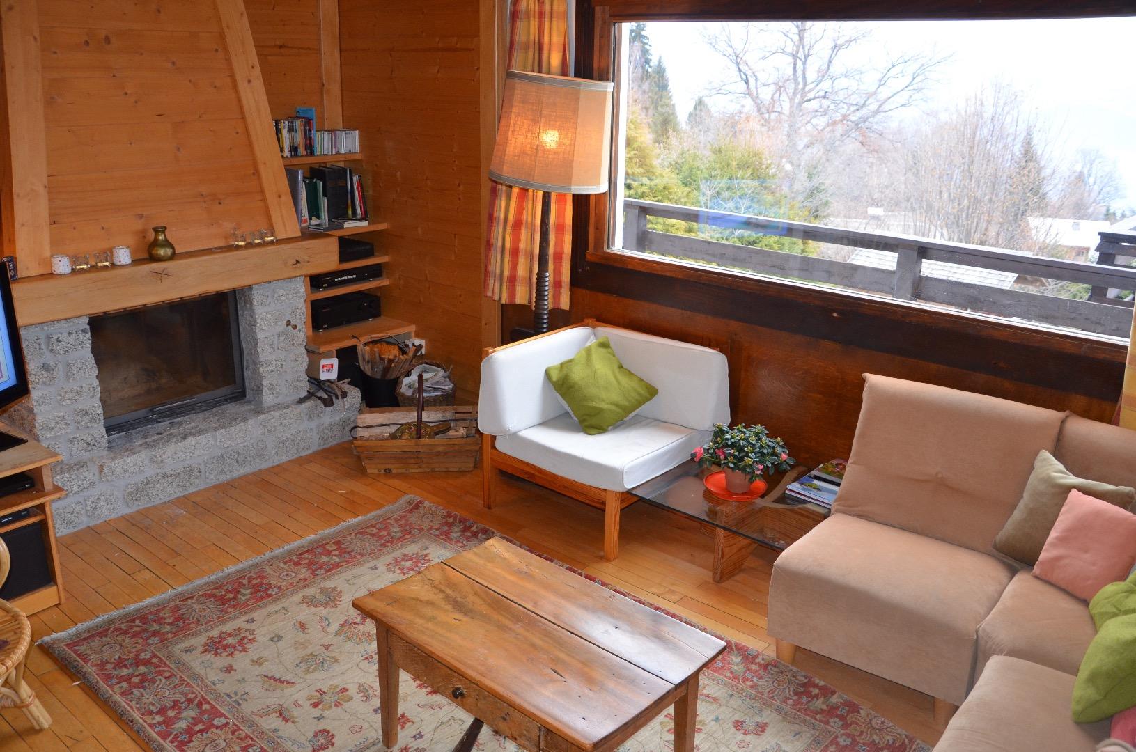 Chalet très chaleureux avec vue exceptionnelle sur Chaîne du Mt Blanc