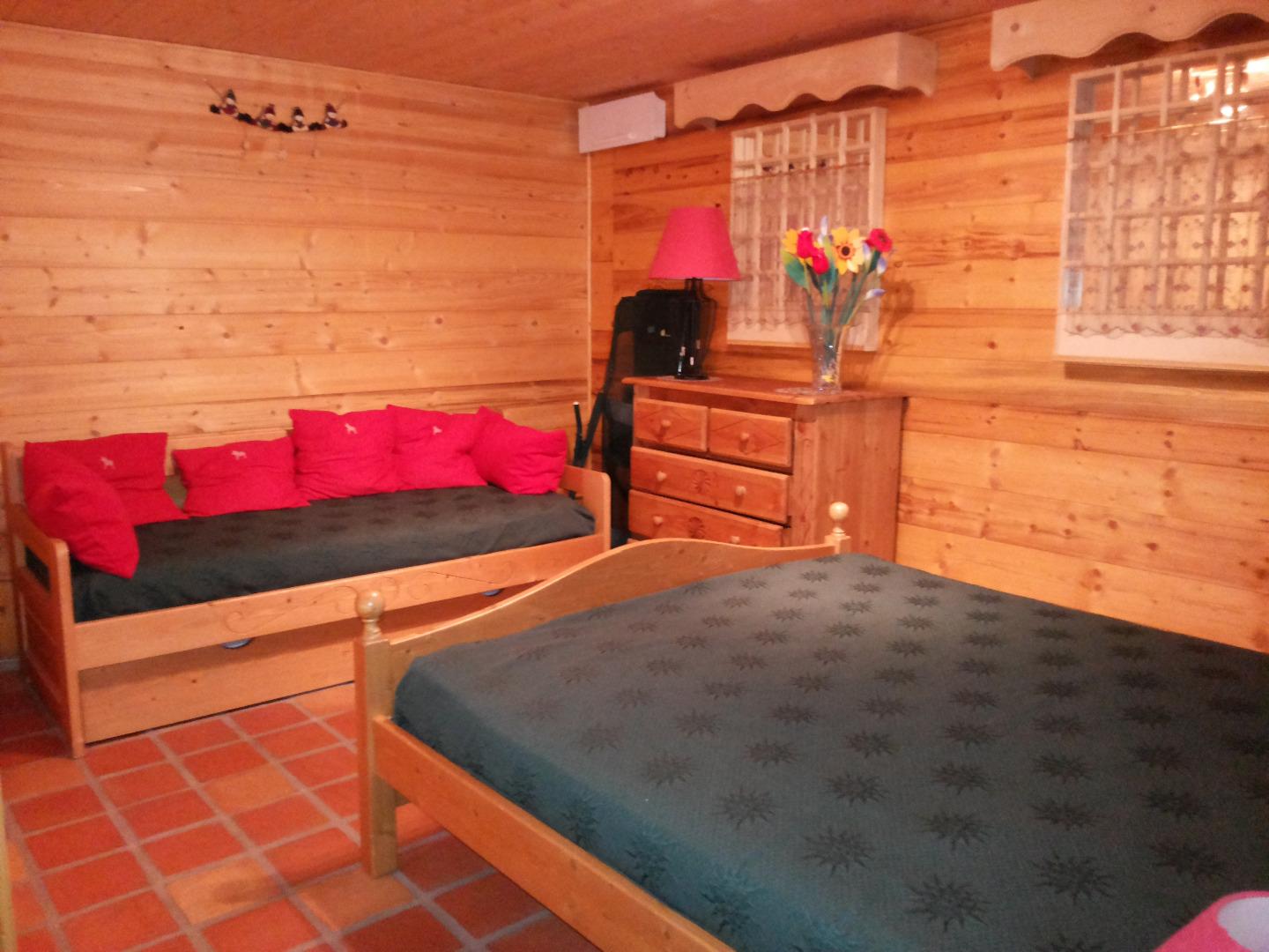 Princesse 100m des pistes - Appartement dans chalet typique