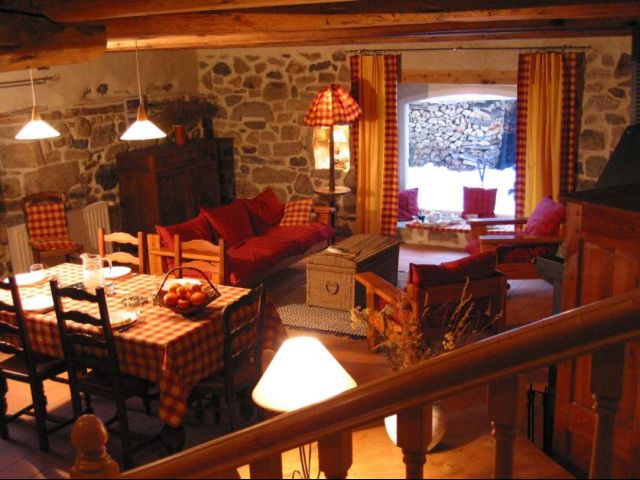 Gîte  au super lioran la Pierre du Loup * calme nature et panorama *