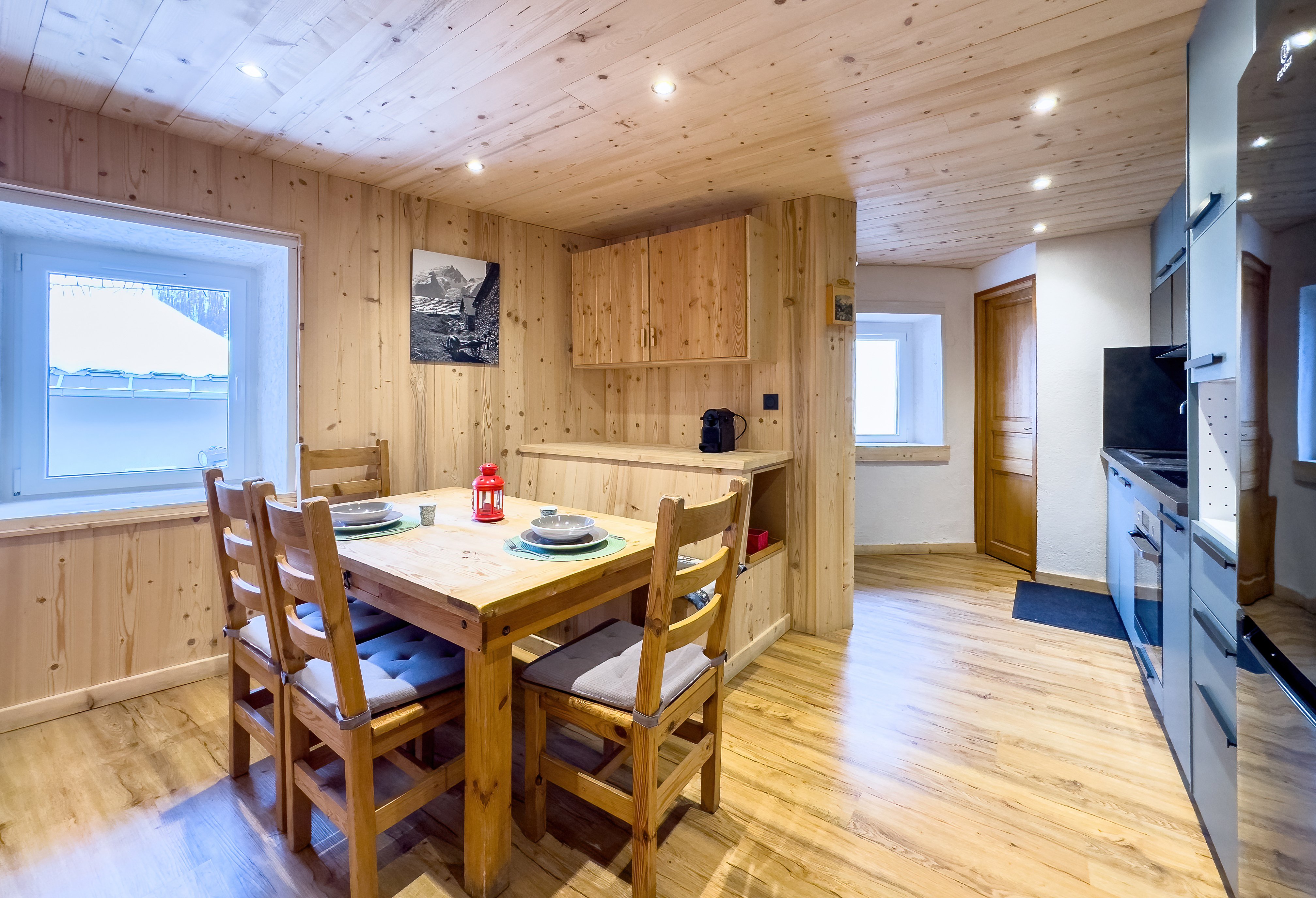 Les Grangettes *** à 200 m des pistes, des Grands Bains chauds et de tous les commerces, séjour sans voiture