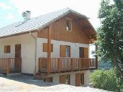 Studio Serre Bouton au Village de SAINT ANDRE D'EMBRUN