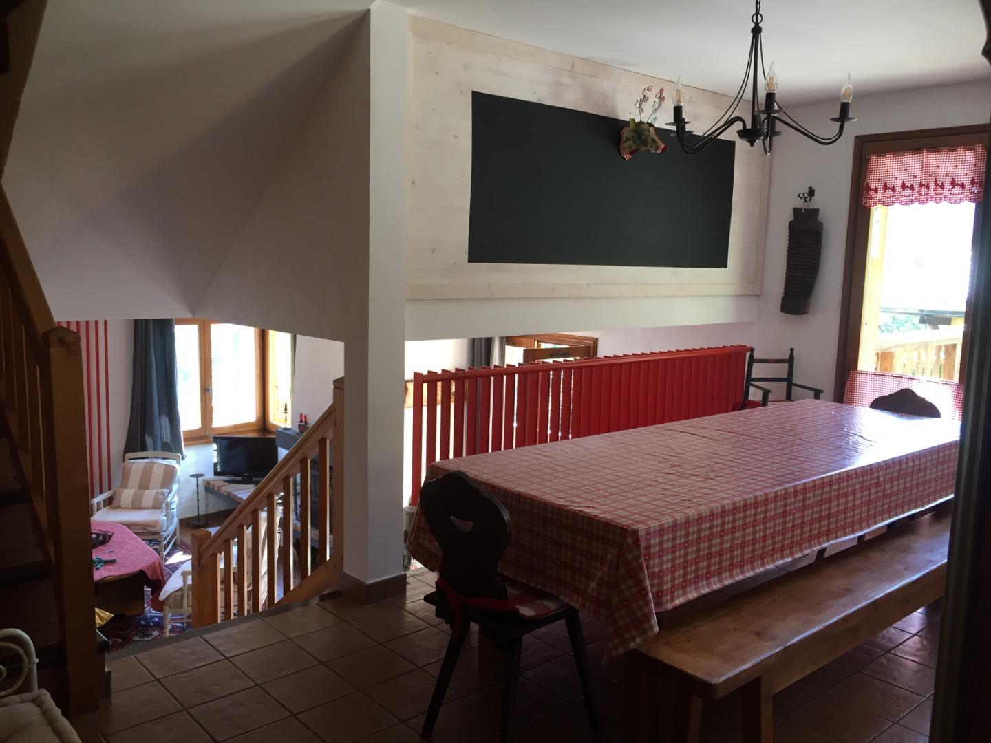 Magnifique chalet grand confort , vue imprenable , à 300 du télésiège 