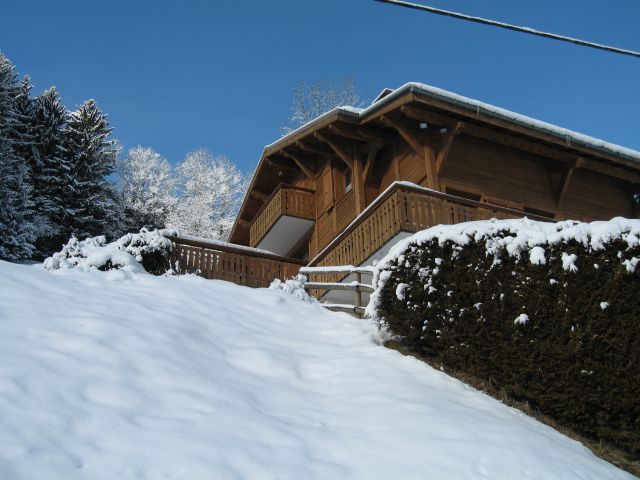 Magnifique chalet grand confort , vue imprenable , à 300 du télésiège 