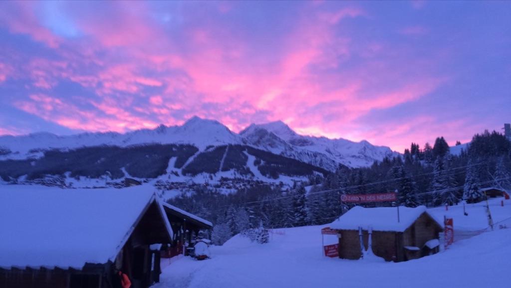 LA VERDACHE 7 ; au pied des pistes et terrasse expo SUD !