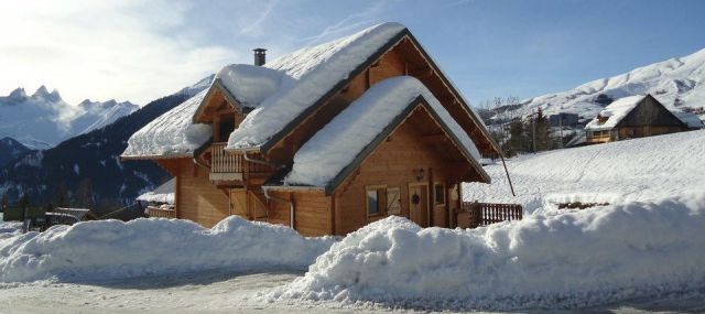 CHALET "LE PASTEL DES ALPES"