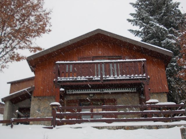 Chalet 6/7 couchages à GUZET NEIGE Pyrénées Ariégeoises 09 140