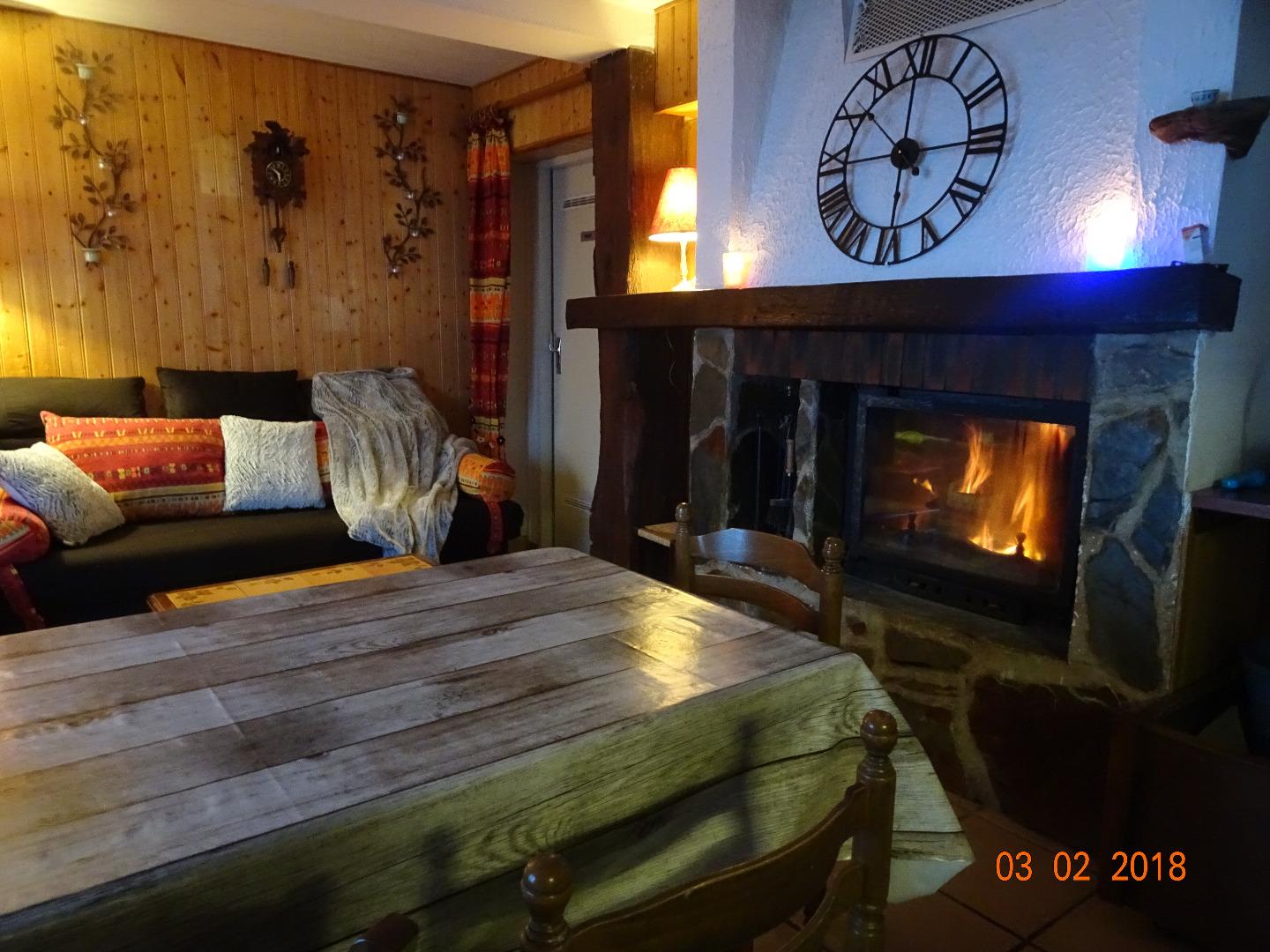 Chalet 6/7 couchages à GUZET NEIGE Pyrénées Ariégeoises 09 140