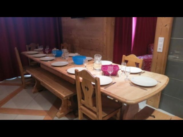 APPARTEMENT GRAND STANDING AVEC 6 CHAMBRES, EXPOSITION SUD VU DE LA MONTAGN