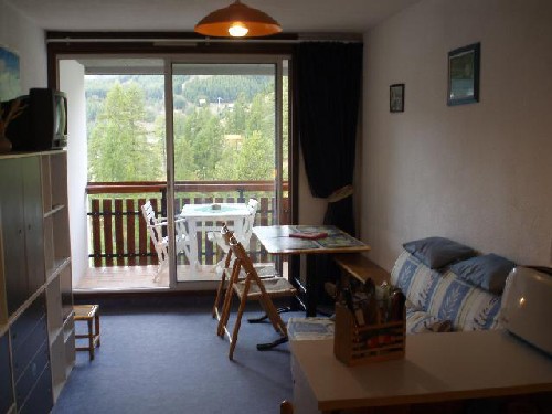 LOCATION STUDIO A LA FOUX D'ALLOS