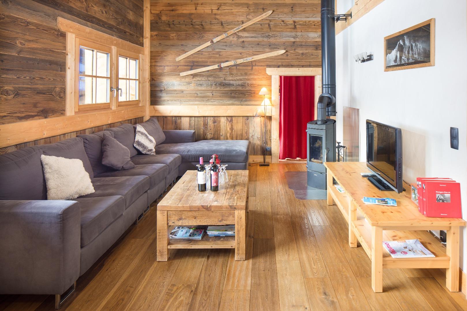 CHALET LA BOULE DE GOMME NEUF AVEC JACUZZI SPA Salle d'escalade VTT électriques