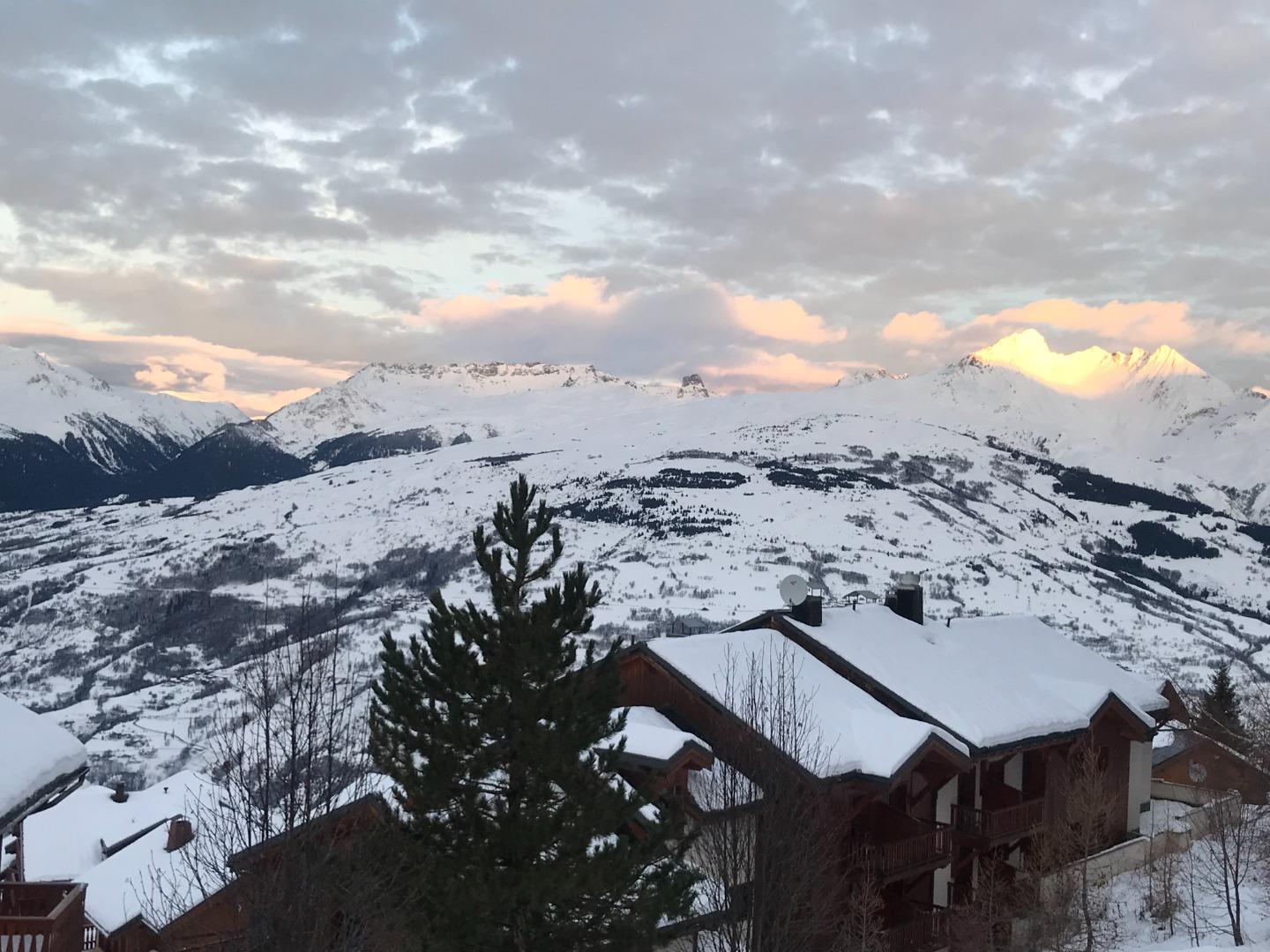 Marie-Galante - sur les pistes - skiroom - sauna - balnéo - 2 terrasses avec vue panoramique