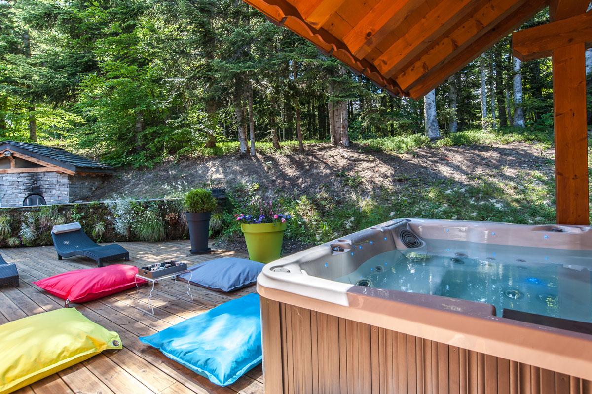 CHALET FIU AVEC JACUZZI PRIVATIF 