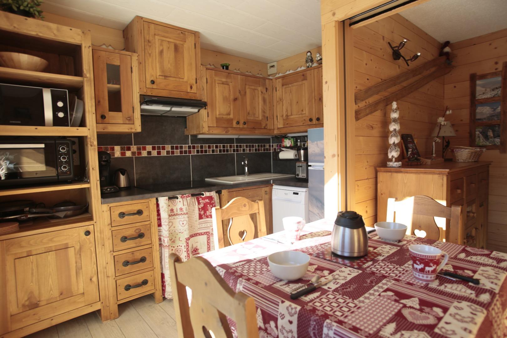 Les cimes du Médian : appartement cosy pour 4 personnes au coeur du plus grand domaine skiable au monde : les 3 vallées