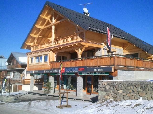 Location-Albiez (O'Mikely / Le Mustang)