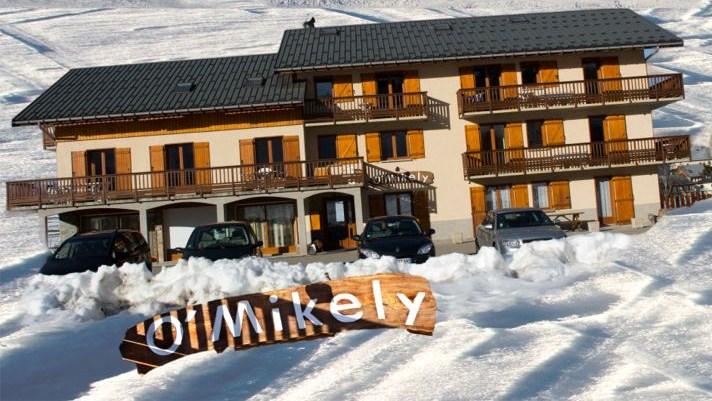 Location-Albiez (O'Mikely / Le Mustang)