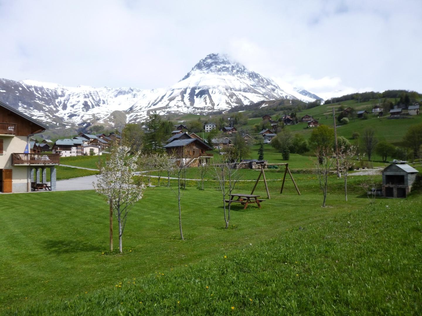 Location-Albiez (O'Mikely / Le Mustang)